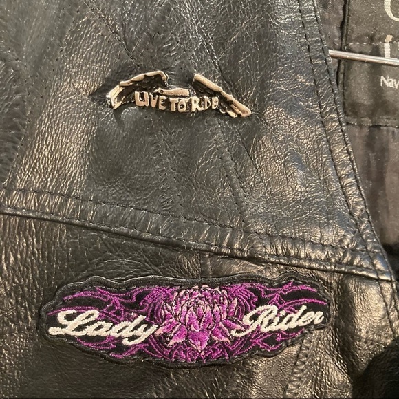 HARLEY DAVIDSON SZ L Rider Vest Leather Italian Stone Design w/ 3 Vest - Picture 2 of 15